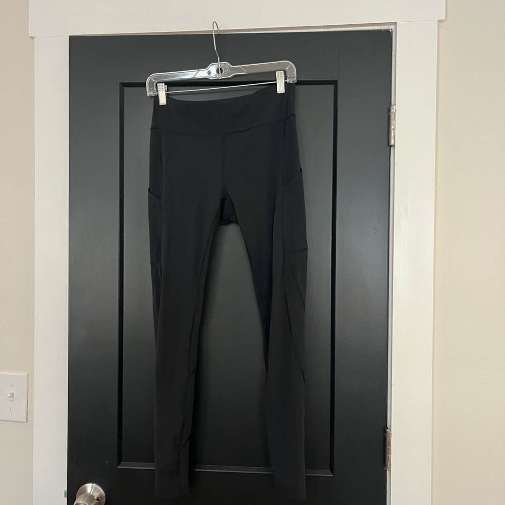 Outdoor Voices Black Leggings with Side Pockets Size M